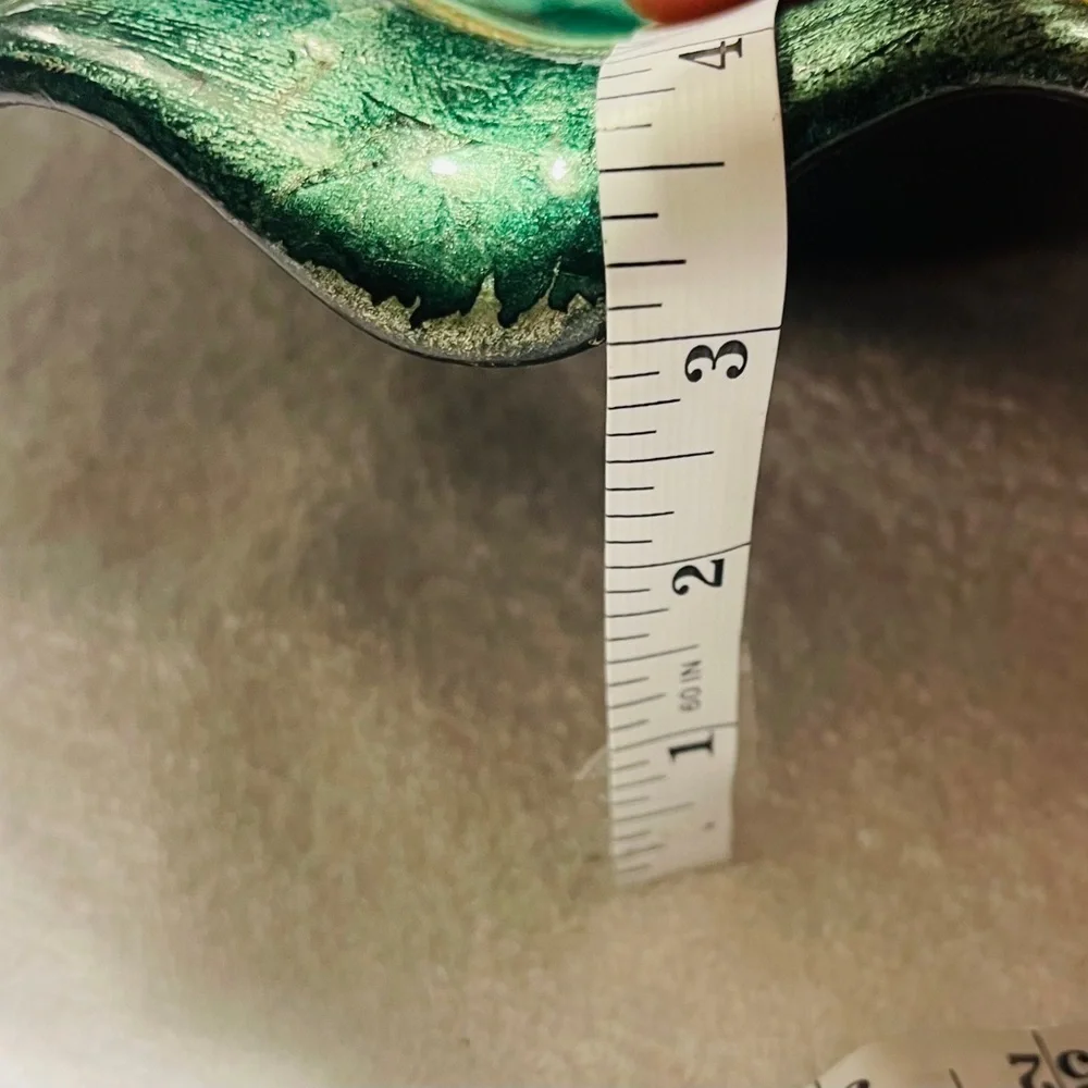 Rare decorative ceramic bowl turquoise/brown wavy edges and shiny finish